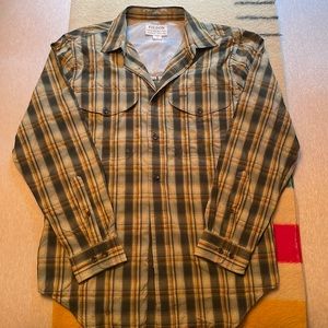 Filson Seattle Plaid Button-up Shirt M